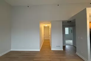 206 W Main St, Saint Charles, IL 60174 - Photo 9