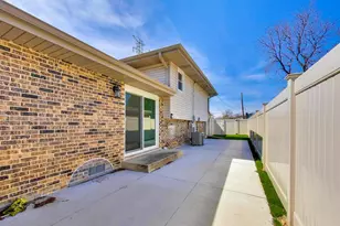 10864 Liberty Grove Dr, Willow Springs, IL 60480 - Photo 21