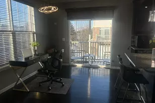 2995 Henley Ln, Naperville, IL 60540 - Photo 9