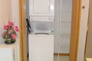 605 Barrington Ave, East Dundee, IL 60118 - Photo 9