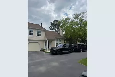 250 Acorn Drive, Streamwood, IL 60107 - Photo 1