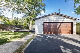 14 Arrowhead Dr, Thornton, IL 60476 - Photo 21