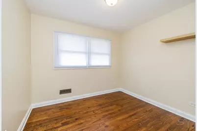 14 Arrowhead Drive, Thornton, IL 60476 - Photo 9