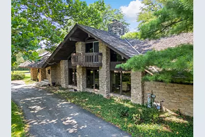 8080 Wolf Road, Burr Ridge, IL 60527 - Photo 5