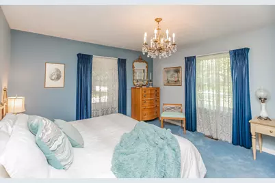 8080 Wolf Road, Burr Ridge, IL 60527 - Photo 23