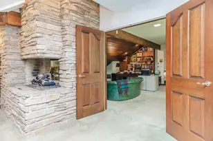 8080 Wolf Rd, Burr Ridge, IL 60527 - Photo 33