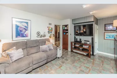 8080 Wolf Road, Burr Ridge, IL 60527 - Photo 19