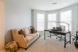 2016 Valor Ct, Glenview, IL 60026 - Photo 9