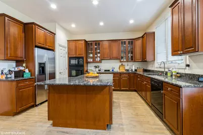 2016 Valor Court #1, Glenview, IL 60026 - Photo 5