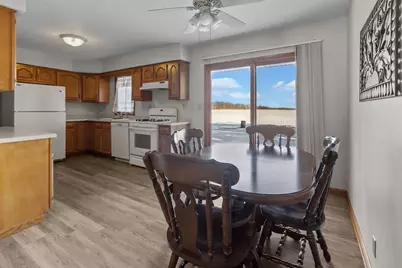 304 S State Street, Poplar Grove, IL 61065 - Photo 5