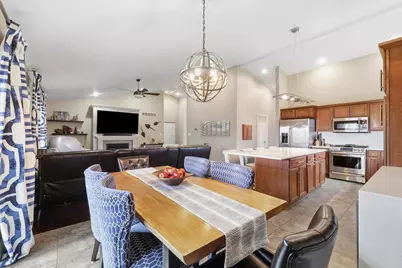 2405 N Fairfield Drive, Urbana, IL 61802 - Photo 9