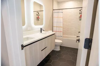 1625 N Kedzie Avenue, Chicago, IL 60647 - Photo 15