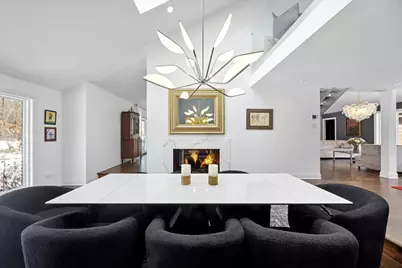 7940 Wolf Road, Burr Ridge, IL 60527 - Photo 5