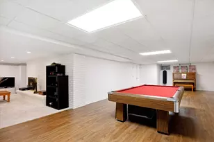 7940 Wolf Rd, Burr Ridge, IL 60527 - Photo 29