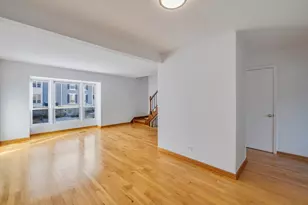 1986 Brighton Ln, Hoffman Estates, IL 60169 - Photo 7