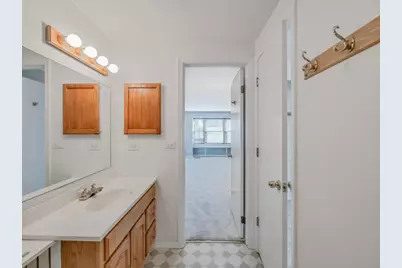 1986 Brighton Lane, Hoffman Estates, IL 60169 - Photo 23