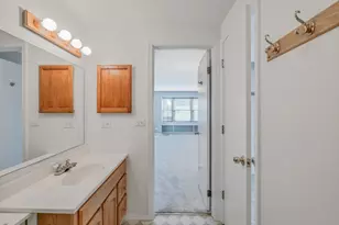 1986 Brighton Ln, Hoffman Estates, IL 60169 - Photo 23