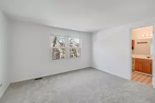 1986 Brighton Ln, Hoffman Estates, IL 60169 - Photo 21