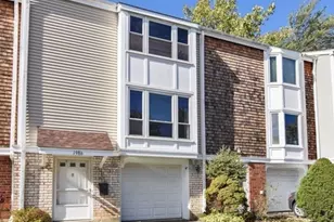 1986 Brighton Ln, Hoffman Estates, IL 60169 - Photo 1