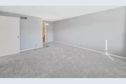 1986 Brighton Lane, Hoffman Estates, IL 60169 - Photo 19