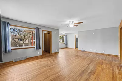 502 E Florida Avenue, Urbana, IL 61801 - Photo 5