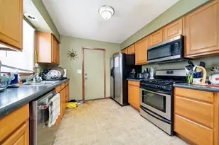 10124 Asbury Ln, Machesney Park, IL 61115 - Photo 7