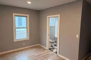 1024 S Warren St, Peoria, IL 61605 - Photo 5