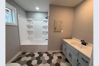 1024 S Warren Street, Peoria, IL 61605 - Photo 7