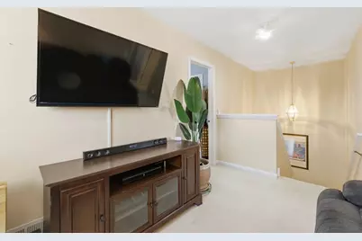 429 N Carlisle Court, Round Lake, IL 60073 - Photo 13