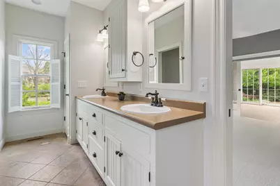 2410 Wendover Place, Champaign, IL 61822 - Photo 31