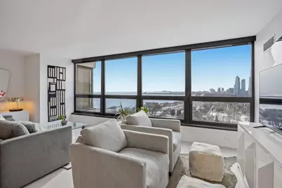 360 E Randolph Street #1002, Chicago, IL 60601 - Photo 13