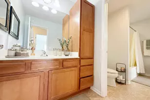 28 Oak Creek Ct, North Aurora, IL 60542 - Photo 17