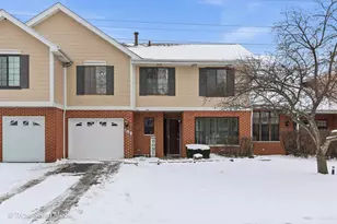 488 W Jason Ln, Wood Dale, IL 60191 - Photo 1