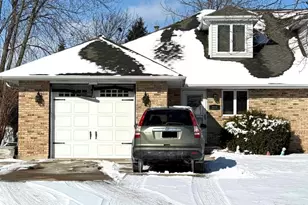 217 Huntington Ct, Shorewood, IL 60404 - Photo 17