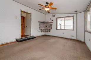 1818 E Washington St, Joliet, IL 60433 - Photo 11