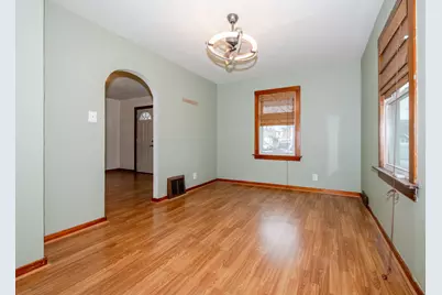 1818 E Washington Street, Joliet, IL 60433 - Photo 9