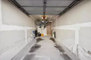 351 Park Ridge Ln, Aurora, IL 60504 - Photo 21