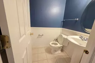 3996 Blackstone Dr, Aurora, IL 60504 - Photo 9