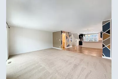 2385 Upland Road, Pingree Grove, IL 60140 - Photo 9