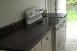 609 W Cottonwood St, Freeport, IL 61032 - Photo 3