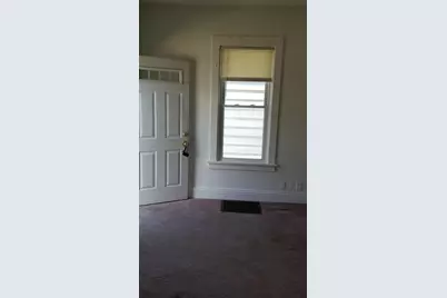 609 W Cottonwood Street, Freeport, IL 61032 - Photo 11