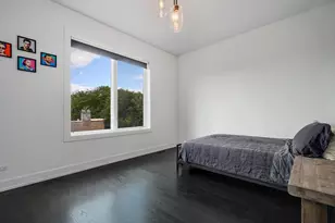 2922 N Sheffield Ave, Chicago, IL 60657 - Photo 15