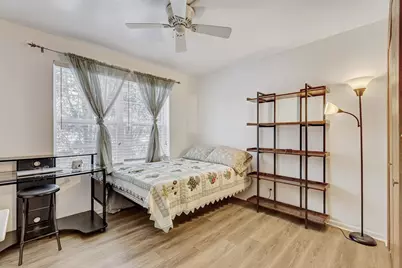 1212 Hillsborough Court, Crystal Lake, IL 60014 - Photo 11