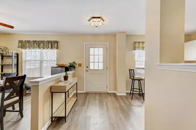 1212 Hillsborough Court, Crystal Lake, IL 60014 - Photo 3