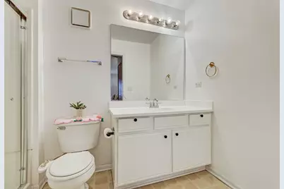 1212 Hillsborough Court, Crystal Lake, IL 60014 - Photo 13