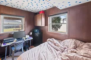 8111 W 91st St, Hickory Hills, IL 60457 - Photo 15