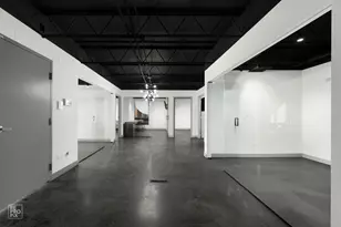 1322 W Walton St, Chicago, IL 60642 - Photo 13