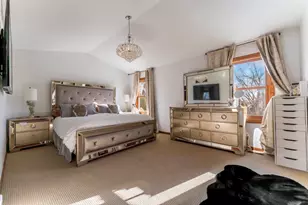 2409 Baldwin Ct, Schaumburg, IL 60193 - Photo 15