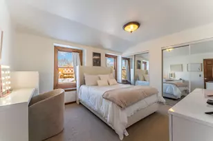 2409 Baldwin Ct, Schaumburg, IL 60193 - Photo 19