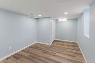 2111 30th St, Rock Island, IL 61201 - Photo 33